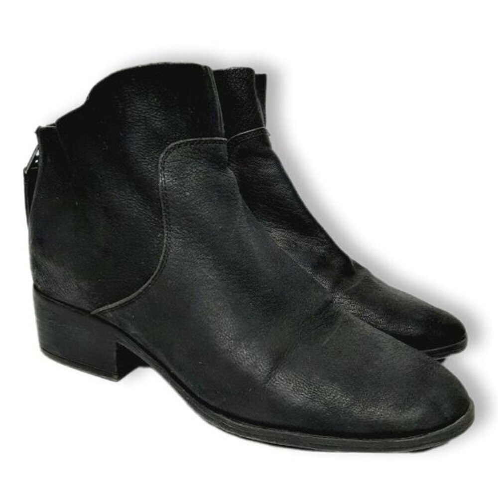 LUCKY BRAND Short Ankle Chelsea Bootie Black Nubuck Leather Low Heel Sz 6 M
